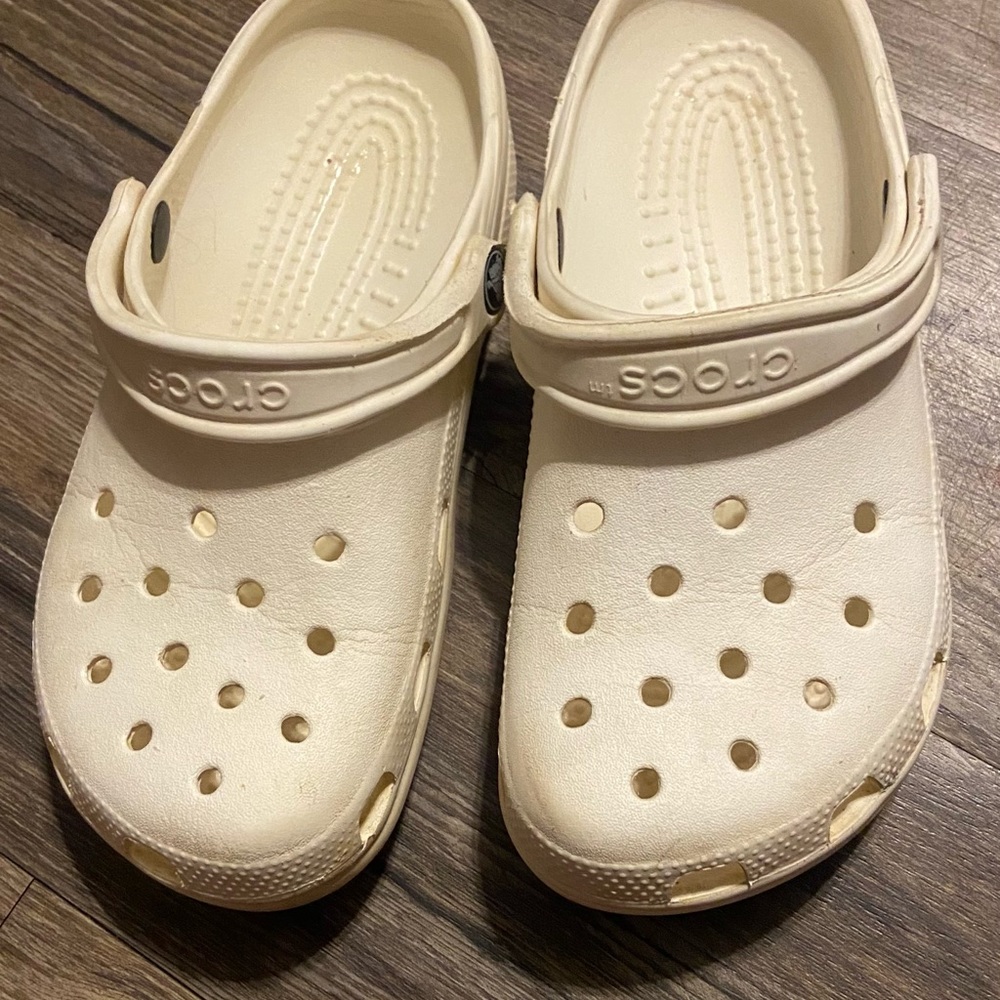 white crocs, super cute
